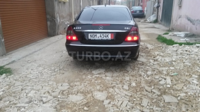 Mercedes E 220 2008, 161,000 km - 2.2 l - Bakı