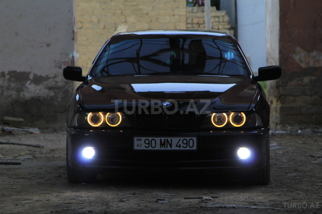 BMW 525 2002, 294,000 km - 2.5 l - Bakı