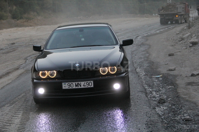 BMW 525 2002, 294,000 km - 2.5 l - Bakı