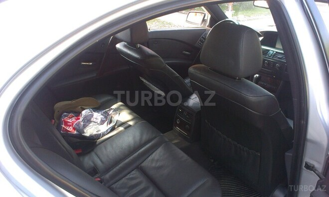 BMW 530 2006, 220,000 km - 3.0 l - Bakı