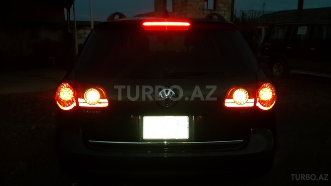 Volkswagen Passat 2008, 175,069 km - 2.2 л - Saatlı
