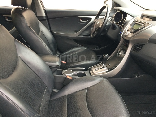 Hyundai Elantra 2013, 77,000 km - 1.8 л - Bakı