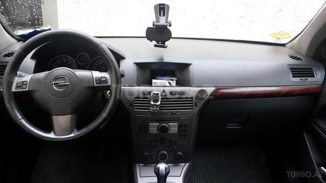 Opel Astra 2005, 210,000 km - 1.6 l - Bakı