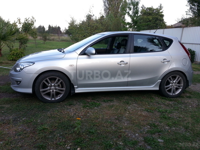 Hyundai i30 2009, 98,000 km - 2.0 l - Lənkəran