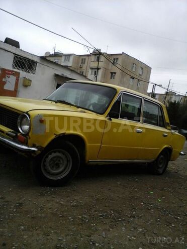 LADA (VAZ) 21011 1981, 1,000,000 km - 1.2 l - Bakı