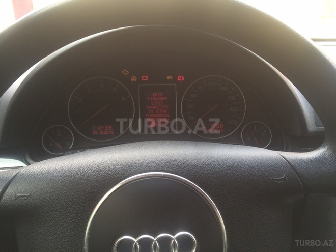 Audi A4 2000, 237,000 km - 2.0 л - Bakı