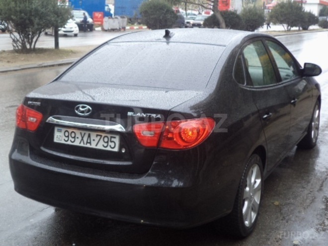 Hyundai Elantra 2010, 69,000 km - 2.0 l - Bakı