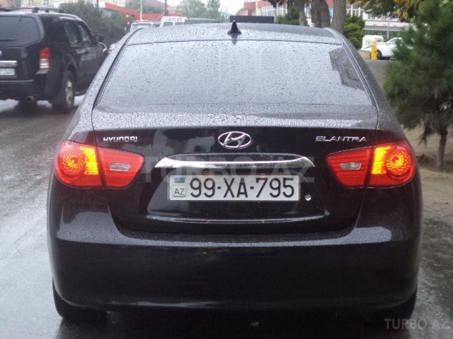 Hyundai Elantra 2010, 69,000 km - 2.0 l - Bakı