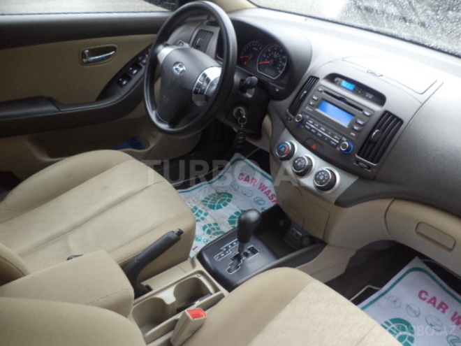 Hyundai Elantra 2010, 69,000 km - 2.0 l - Bakı