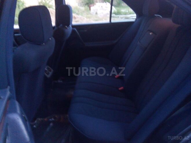 Mercedes E 240 1998, 358,000 km - 2.6 l - Bakı