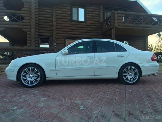 Mercedes E 320 2002, 187,000 km - 3.2 l - Bakı