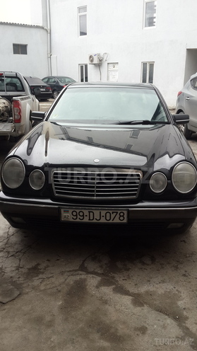 Mercedes E 220 1998, 230,000 km - 2.2 l - Bakı