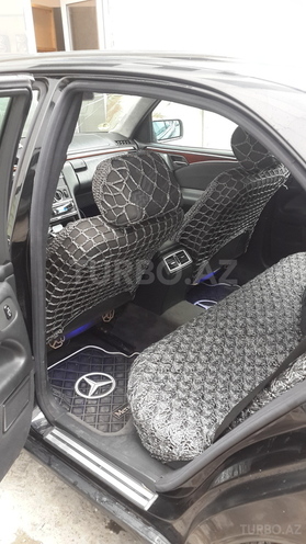 Mercedes E 220 1998, 230,000 km - 2.2 l - Bakı