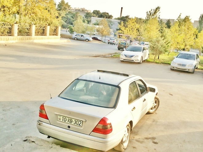 Mercedes C 180 1996, 300,000 km - 1.8 l - Bakı