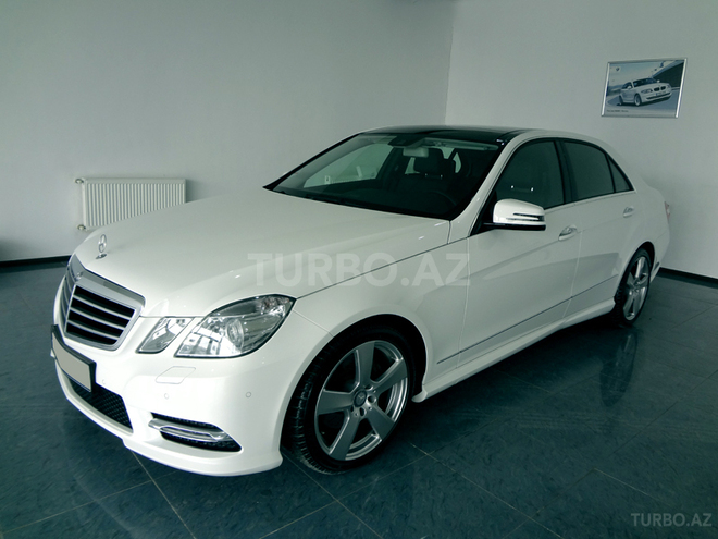 Mercedes E 250 2012, 29,000 km - 1.8 l - Bakı