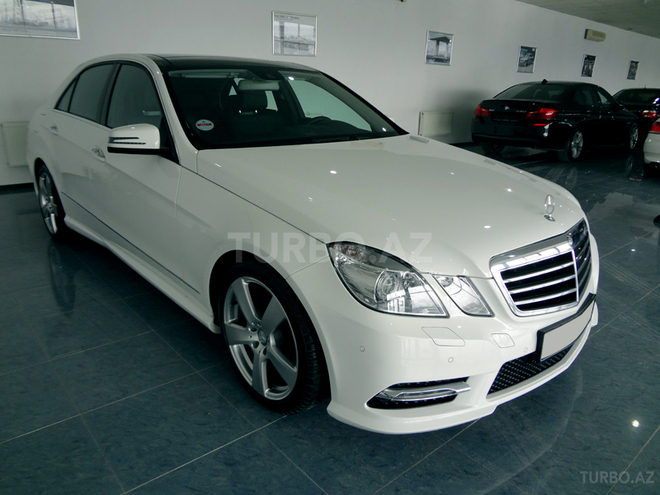 Mercedes E 250 2012, 29,000 km - 1.8 l - Bakı