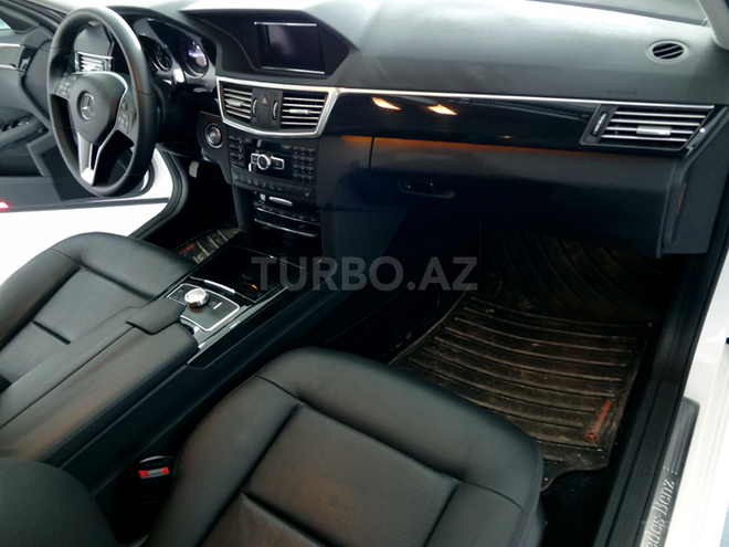 Mercedes E 250 2012, 29,000 km - 1.8 l - Bakı