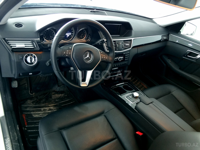 Mercedes E 250 2012, 29,000 km - 1.8 l - Bakı