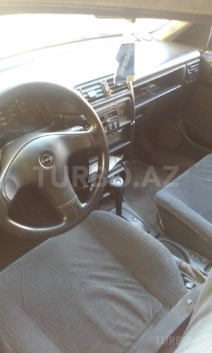 Opel Vectra 1992, 255,678 km - 2.0 л - Bakı
