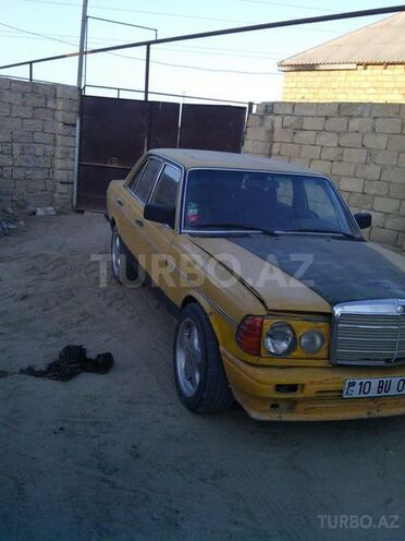 Mercedes  1977, 400,000 km - 2.3 l - Sumqayıt