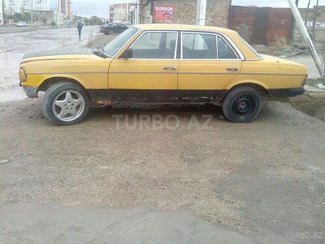 Mercedes  1977, 400,000 km - 2.3 l - Sumqayıt