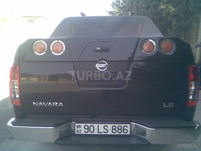 Nissan Navara 2011, 83,000 km - 2.5 l - Bakı
