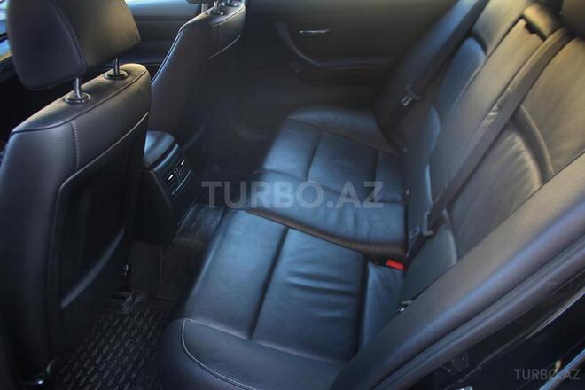 BMW 330 2011, 30,000 km - 3.0 l - Bakı