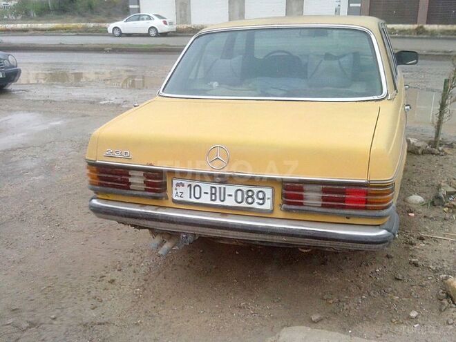 Mercedes E 230 1977, 55,500 km - 2.3 l - Sumqayıt