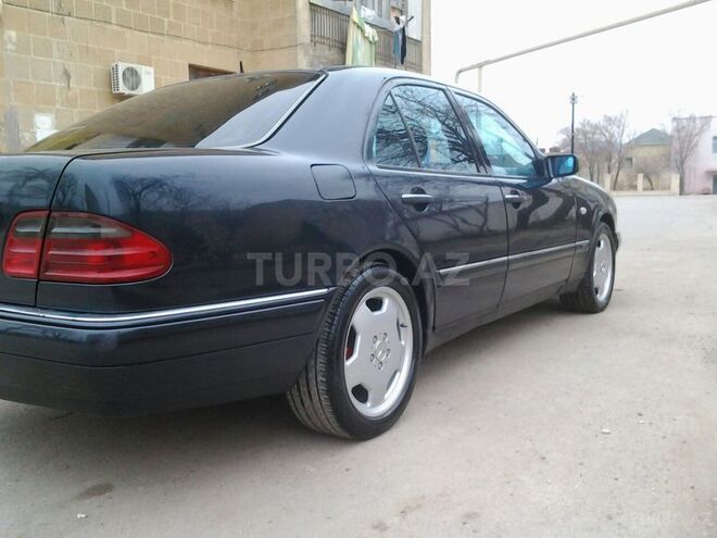 Mercedes E 320 1997, 330,000 km - 3.2 l - Bakı