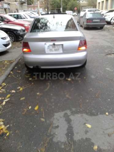 Audi A4 2000, 214,294 km - 1.8 l - Bakı