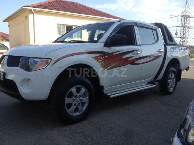 Mitsubishi L200 2008, 163,000 km - 2.5 l - Bakı