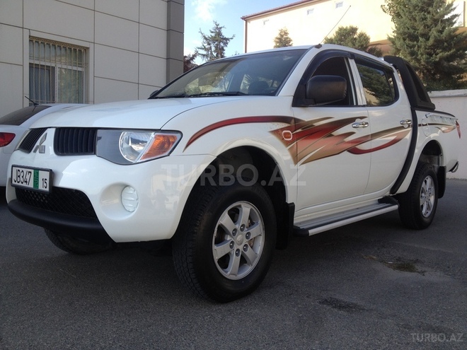 Mitsubishi L200 2008, 163,000 km - 2.5 l - Bakı