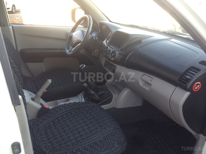 Mitsubishi L200 2008, 163,000 km - 2.5 l - Bakı