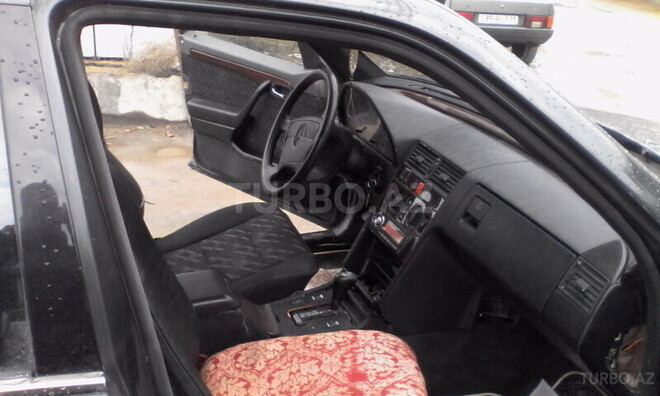 Mercedes C 180 1995, 329,448 km - 1.8 л - Bakı