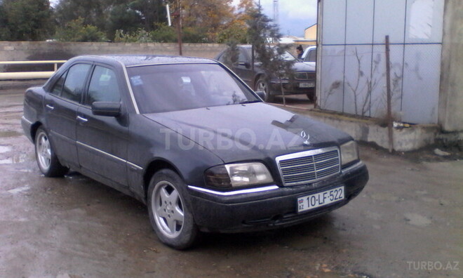 Mercedes C 180 1995, 329,448 km - 1.8 л - Bakı