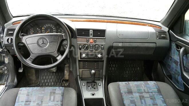 Mercedes C 180 1996, 2,451,111 km - 1.8 л - Bakı