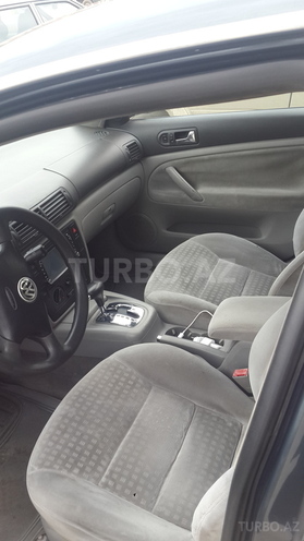 Volkswagen Passat 2002, 150,000 km - 1.8 l - Gəncə
