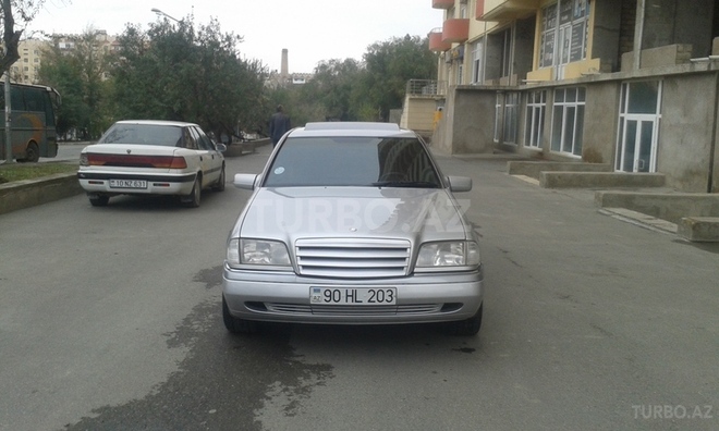 Mercedes C 200 1995, 300,000 km - 2.0 l - Bakı