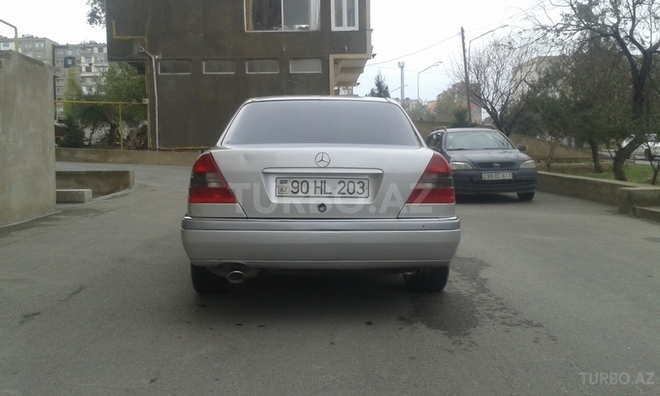 Mercedes C 200 1995, 300,000 km - 2.0 l - Bakı