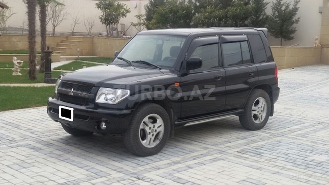 Mitsubishi Pajero io 2001, 213,800 km - 1.8 l - Bakı