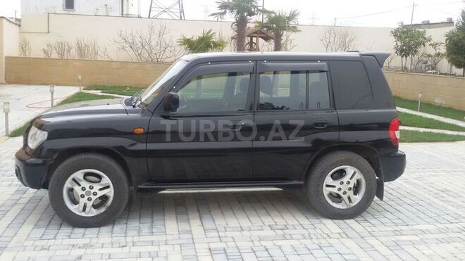 Mitsubishi Pajero io 2001, 213,800 km - 1.8 l - Bakı