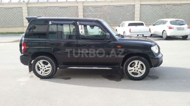 Mitsubishi Pajero io 2001, 213,800 km - 1.8 l - Bakı