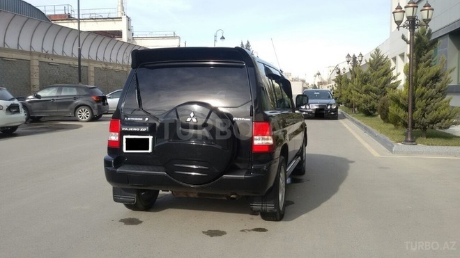 Mitsubishi Pajero io 2001, 213,800 km - 1.8 l - Bakı