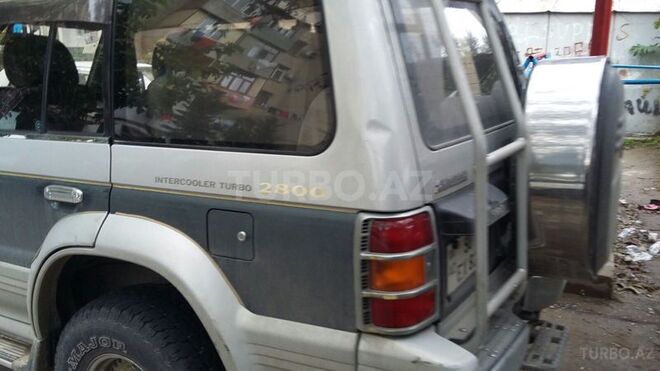 Mitsubishi Pajero 1995, 1,000,000 km - 2.8 l - Bakı