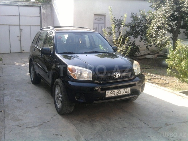 Toyota RAV4 2004, 160,000 km - 2.4 l - Bakı