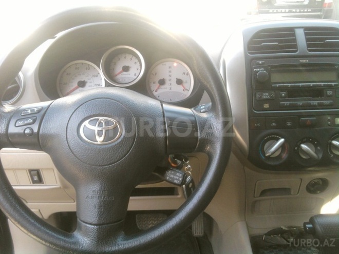 Toyota RAV4 2004, 160,000 km - 2.4 l - Bakı