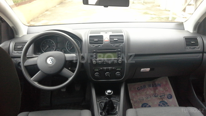 Volkswagen Golf 2004, 85,000 km - 1.6 л - Bakı