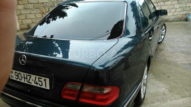 Mercedes E 240 2000, 170,000 km - 2.6 l - Bakı