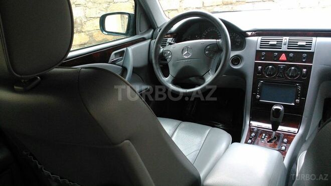 Mercedes E 240 2000, 170,000 km - 2.6 l - Bakı