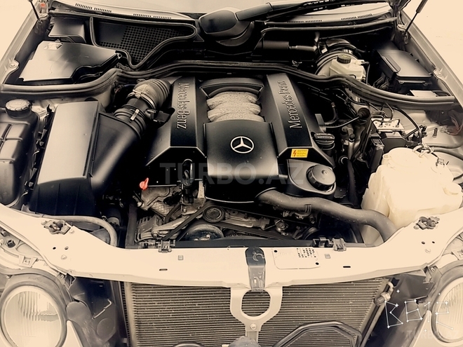 Mercedes E 280 1999, 217,000 km - 2.8 l - Bakı